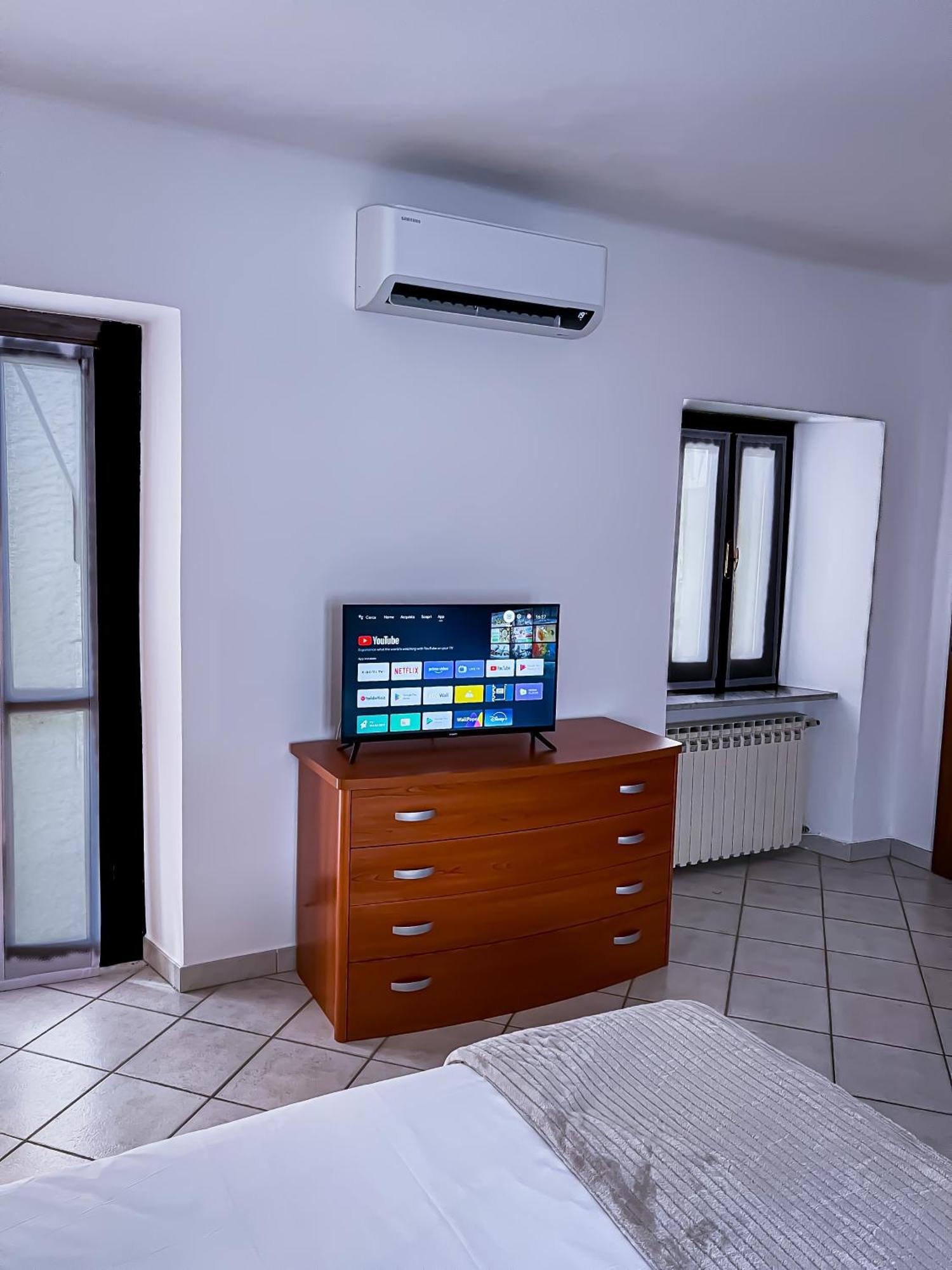 Ca' Vittoria Urban Lodge Alba  Bagian luar foto